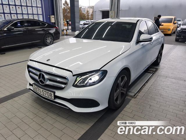 Mercedes-Benz E-Class 2019 — photo 1