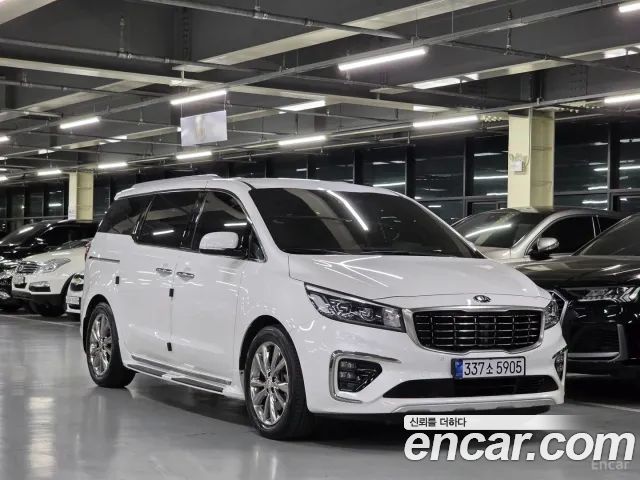 Kia Canival 2020 — photo 5