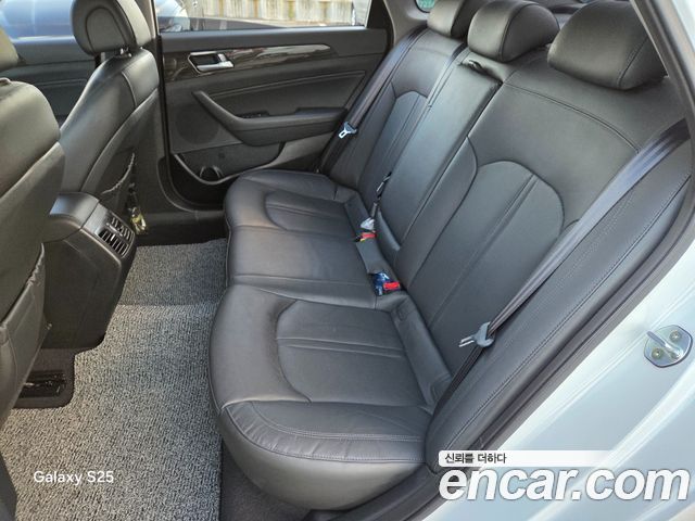 Hyundai Sonata 2015 — photo 12