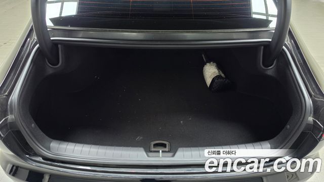 Hyundai Grandeur 2025 — photo 32