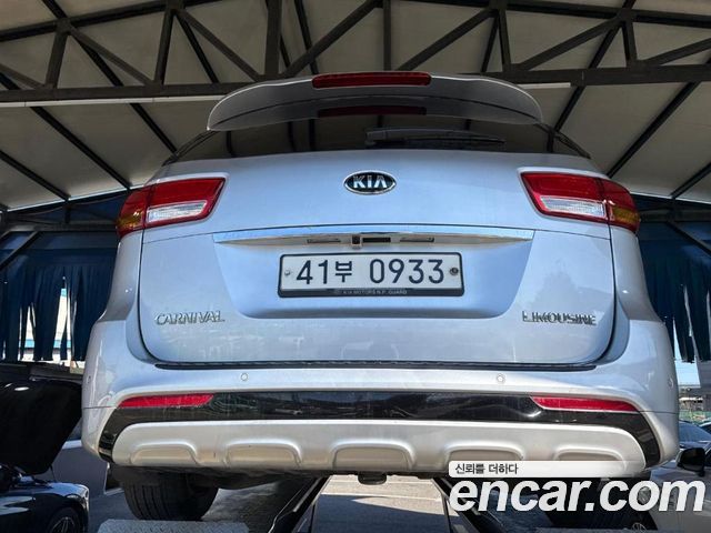 Kia Canival 2016 — photo 2