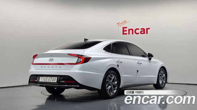 Hyundai Sonata 2023 — photo 2