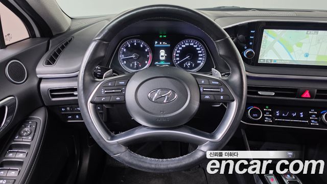 Hyundai Sonata 2023 — photo 18