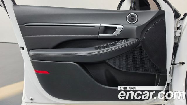 Hyundai Sonata 2023 — photo 14