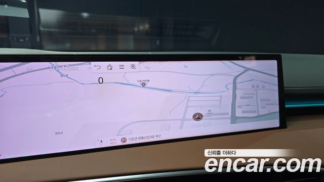 Genesis GV70 2025 — photo 30