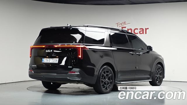 Kia Canival 2025 — photo 2