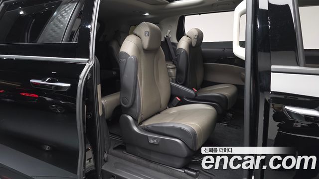 Kia Canival 2025 — photo 17