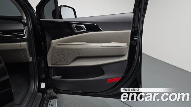 Kia Canival 2025 — photo 14