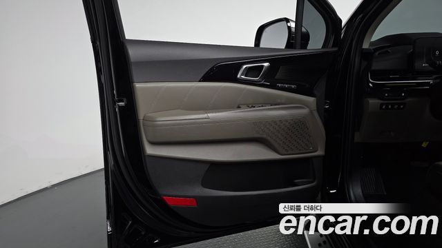Kia Canival 2025 — photo 15