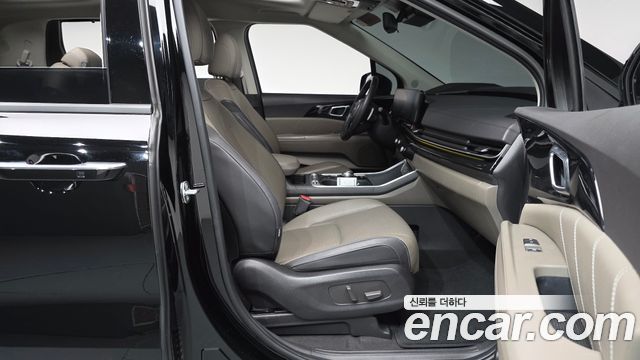 Kia Canival 2025 — photo 16