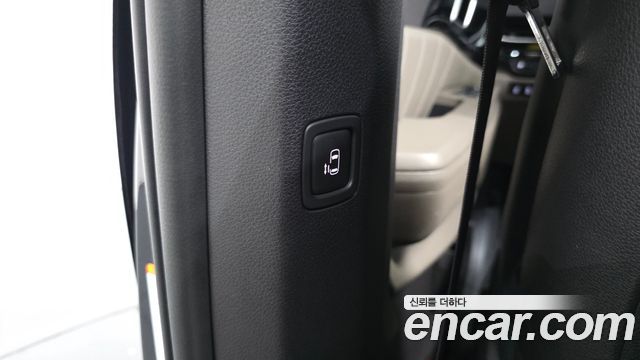 Kia Canival 2025 — photo 31