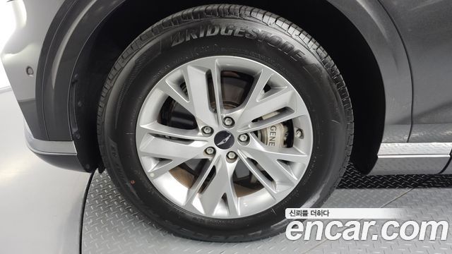 Genesis GV70 2025 — photo 5