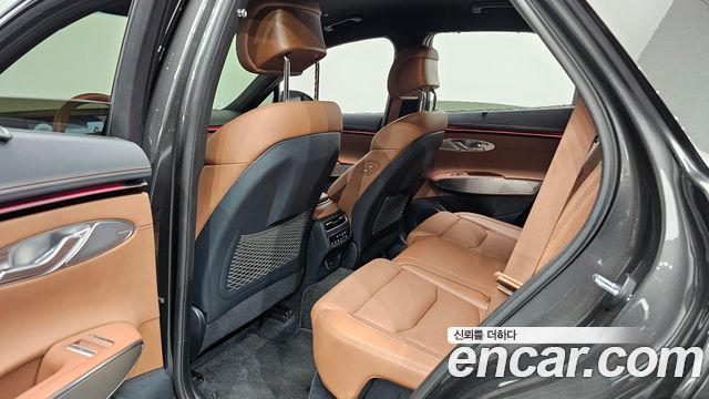 Genesis GV70 2025 — photo 18