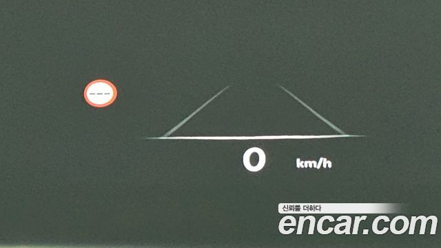 Genesis GV70 2025 — photo 32