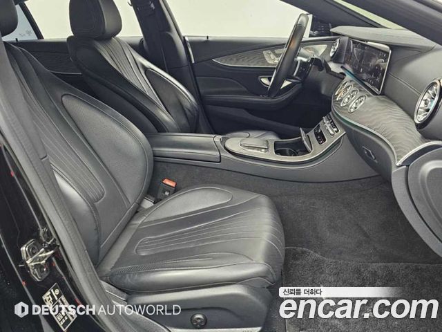 Mercedes-Benz CLS-Class 2023 — photo 10