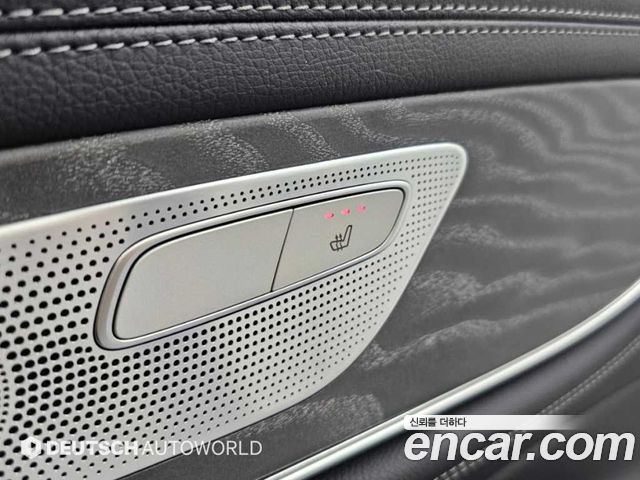 Mercedes-Benz CLS-Class 2023 — photo 16