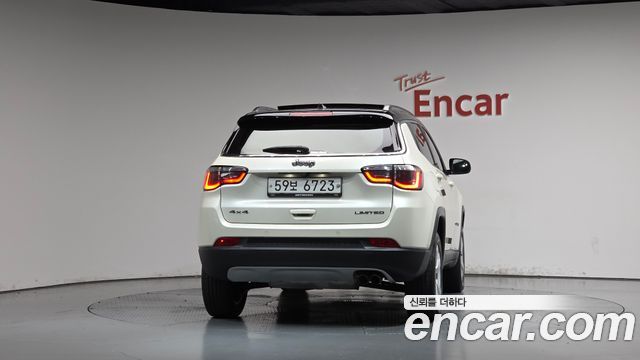 Jeep Compass 2018 — photo 4