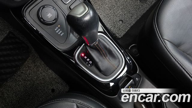 Jeep Compass 2018 — photo 12