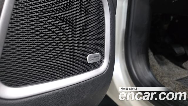 Jeep Compass 2018 — photo 23