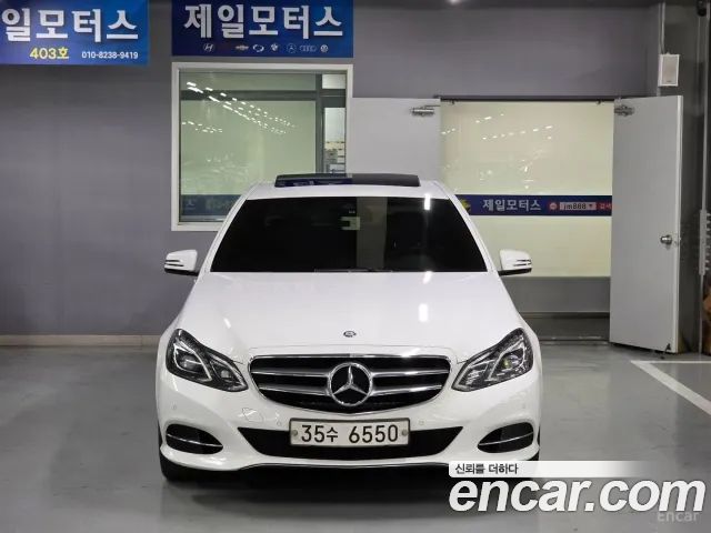 Mercedes-Benz E-Class 2014 — photo 1