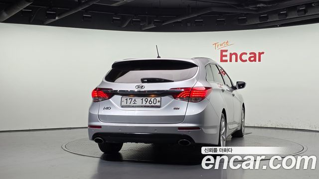 Hyundai i40 2012 — photo 4