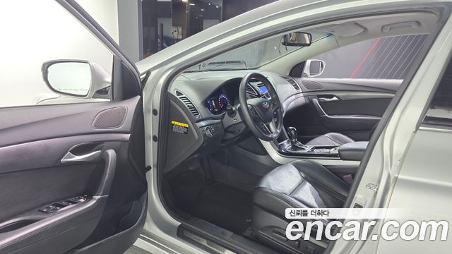 Hyundai i40 2012 — photo 10