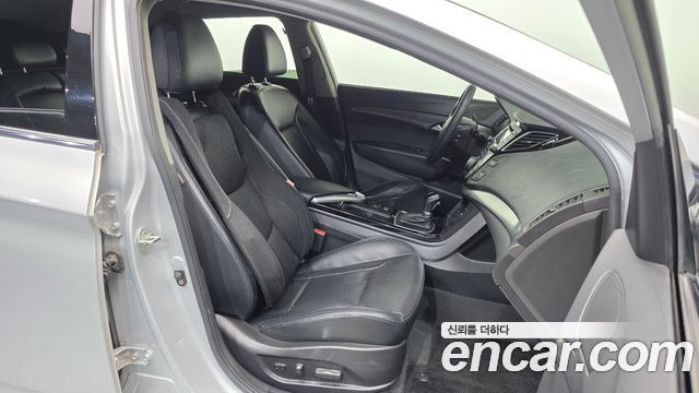 Hyundai i40 2012 — photo 11