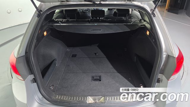Hyundai i40 2012 — photo 20