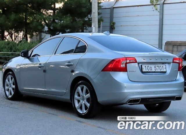 Volvo S60 2017 — photo 3
