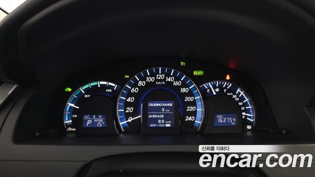 Toyota Camry 2012 — photo 8