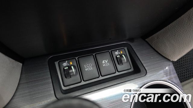 Toyota Camry 2012 — photo 18