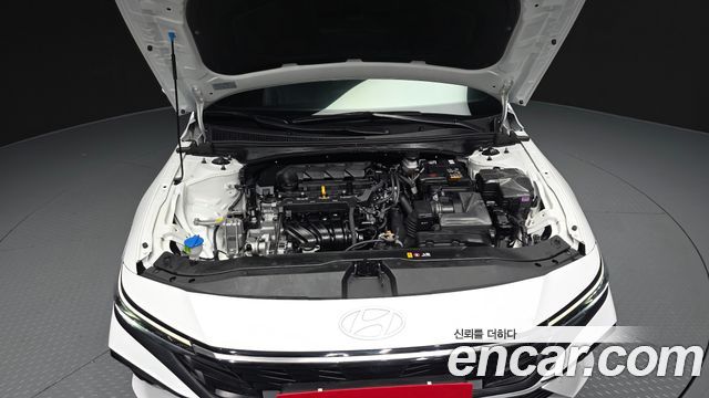 Hyundai AVANTE 2025 — photo 6