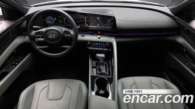Hyundai AVANTE 2025 — photo 10