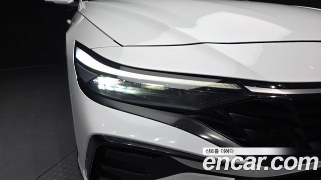Hyundai AVANTE 2025 — photo 8