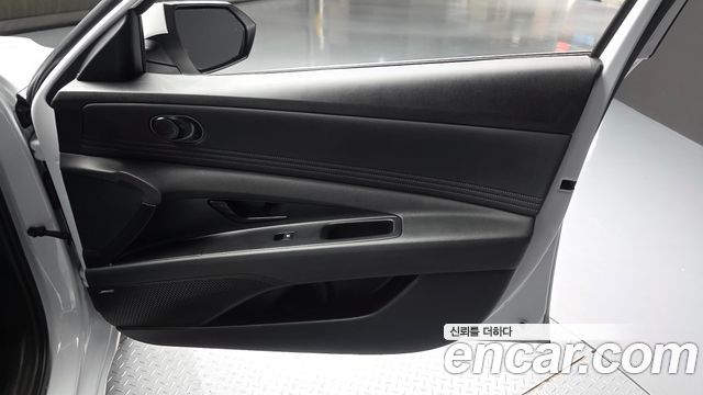 Hyundai AVANTE 2025 — photo 14