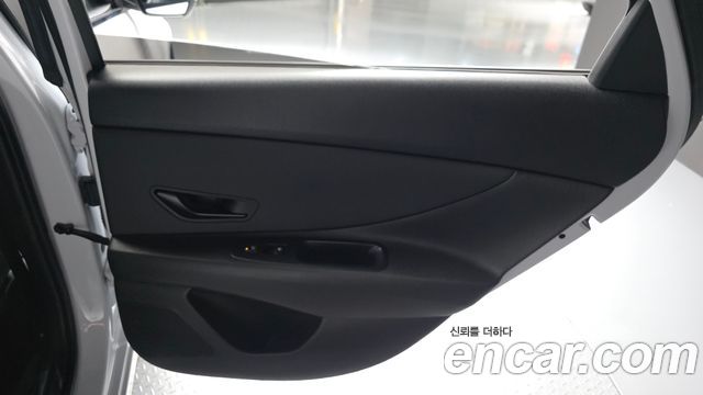 Hyundai AVANTE 2025 — photo 15
