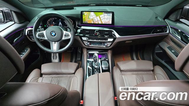BMW Gran Turismo 2024 — photo 10
