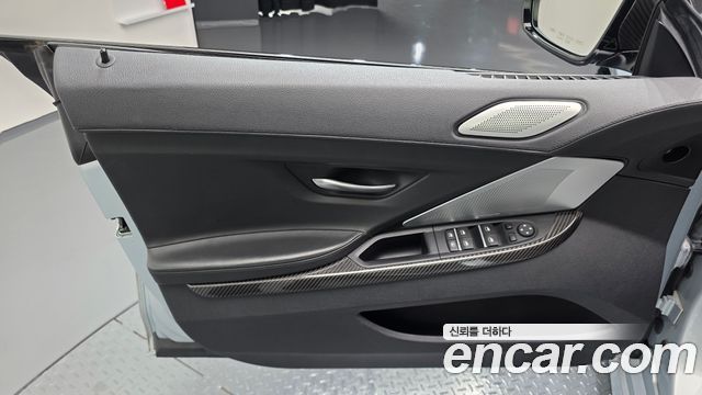 BMW M6 2016 — photo 14