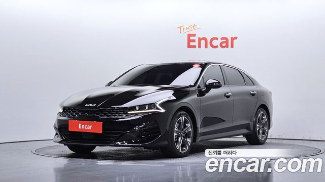 Kia K5 2023 — photo 1