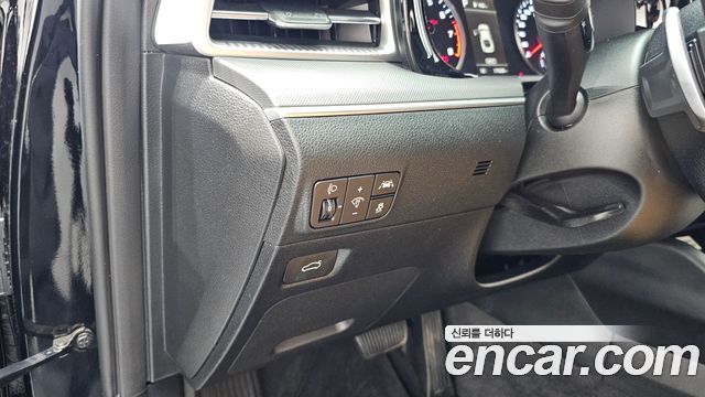 Kia K5 2023 — photo 23
