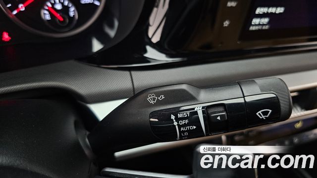 Kia K5 2023 — photo 25