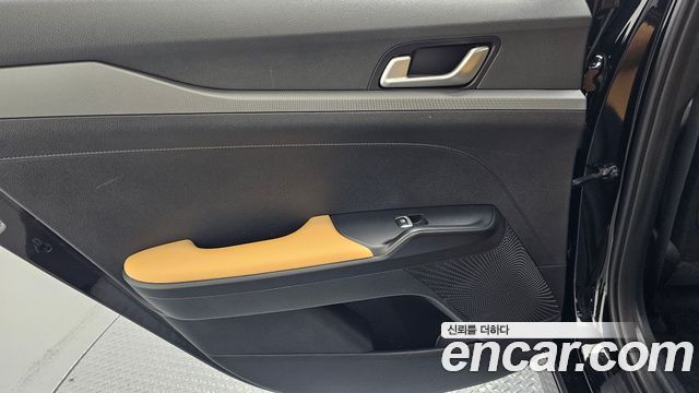 Kia K5 2023 — photo 15