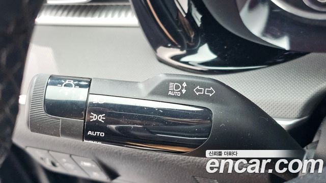 Kia K5 2023 — photo 28