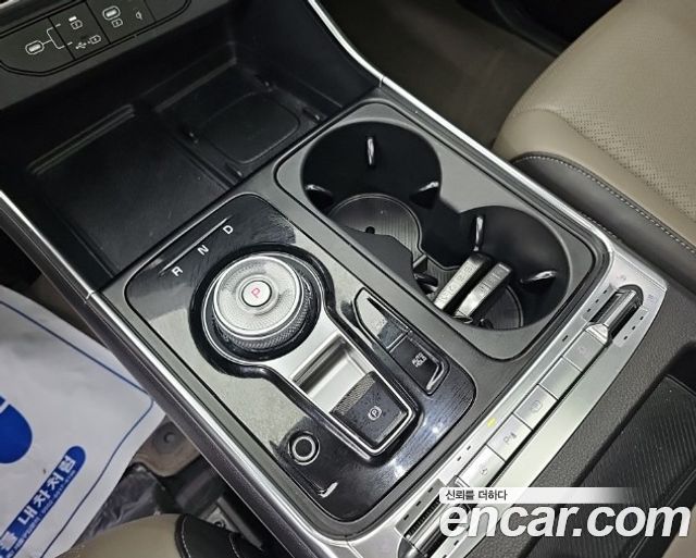 Kia Canival 2024 — photo 8