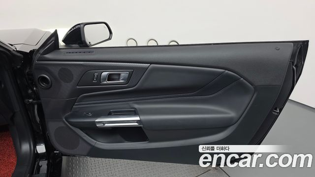 Ford Mustang 2024 — photo 15
