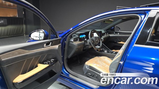 Kia K5 2022 — photo 13