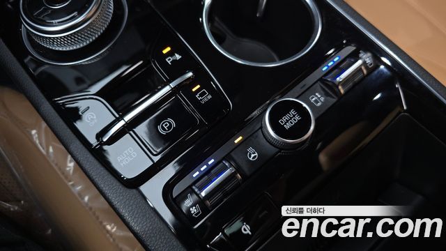 Kia K5 2022 — photo 27