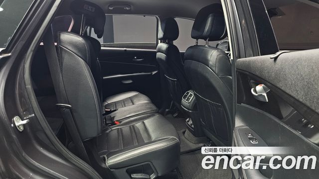 Kia Sorento 2015 — photo 17