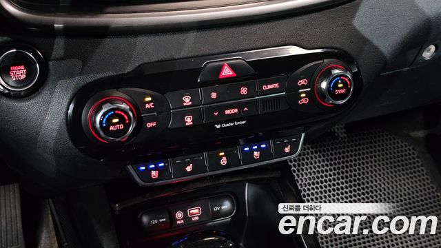 Kia Sorento 2015 — photo 27