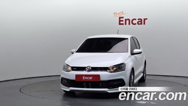 Volkswagen Polo 2015 — photo 3